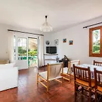 Appartement Ullastres I *