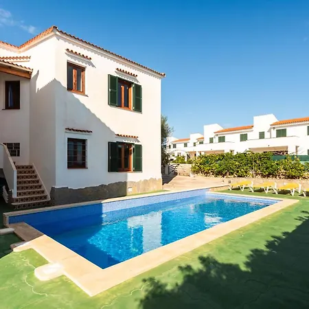 Ullastres I Apartment *