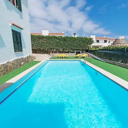 Ullastres I شقة *