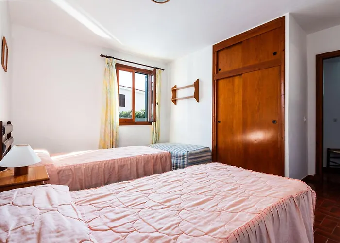 Apartament Ullastres I *